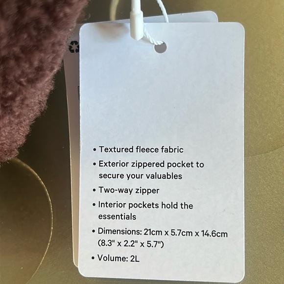 🆕 LULULEMON Athletica Everywhere Belt Bag Fleece LARGE 2L Brown Gold NWT - Picture 14 of 16